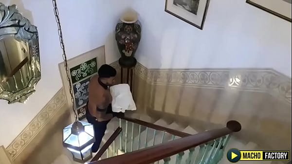 Favio Vador’s Private Moment with Darek Kraft