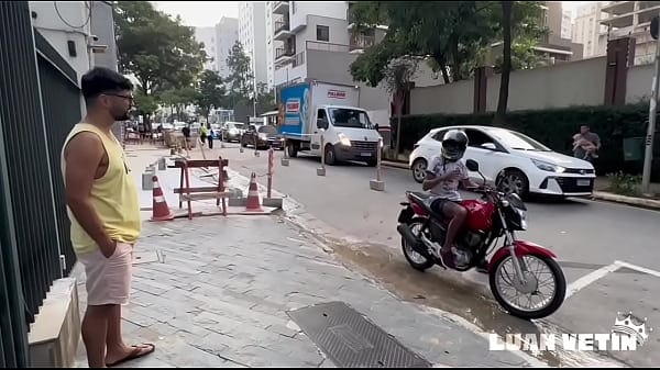 Food Delivery Turns into Oral with Marcos Goiano